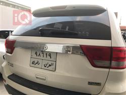 جیپ گراند شیرۆکی